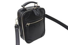 画像をギャラリービューアに読み込む, 極美品 FENDI フェンディ ショルダーバッグ ポシェット 7VA542 2WAY レザー シルバー金具 ブラック 中古 66801 
