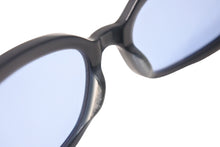 Load image into Gallery viewer, CHANEL シャネル サングラス 5002 ココマーク カラーレンズ サイズ50□17 130 ブルー パープル 美品 中古 66825