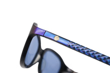 Load image into Gallery viewer, CHANEL シャネル サングラス 5002 ココマーク カラーレンズ サイズ50□17 130 ブルー パープル 美品 中古 66825