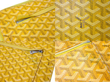Load image into Gallery viewer, GOYARD Sorbonne clutch bag/second bag/pouch in yellow PVC and leather with a herringbone pattern. Excellent condition. Pre-owned. Item number 66867 