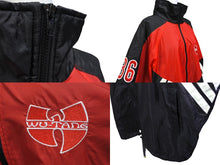 Load image into Gallery viewer, 極美品 WU WEAR ウーウェア Wu-Tang Clan ナイロンジャケット 刺繍 レッド ブラック ホワイト ヴィンテージ WU-TANGFOREVER 中古 66903