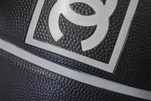 Load image into Gallery viewer, CHANEL シャネル BASKETBALL バスケットボール スポーツライン ココマーク ブラック グレー 美品 中古 66929