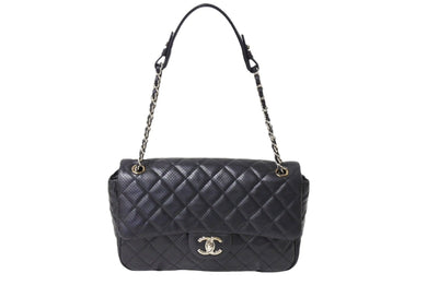 CHANEL シャネル マトラッセ ショルダーバッグ パンチング ココマーク 19番台 レザー ブラック シルバー金具 美品 中古 66939