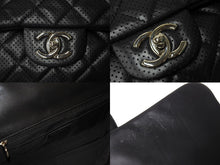 Load image into Gallery viewer, CHANEL シャネル マトラッセ ショルダーバッグ パンチング ココマーク 19番台 レザー ブラック シルバー金具 美品 中古 66939