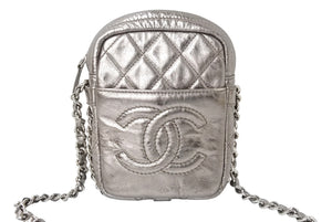CHANEL シャネル デカココマーク マトラッセ メタリックチェーン ショルダーバッグ 27番台 カーフスキン シルバー 美品 中古 66943