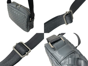 極美品 BOTTEGAVENETA ボッテガヴェネタ イントレチャート カメラ バッグ ショルダーバッグ 710048 グレー レザー シルバー金具 中古 66949