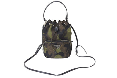 極美品 PRADA プラダ ハンドバッグ 1N1864 迷彩 カモフラ 巾着 ミニバッグ ナイロン 中古 66955 