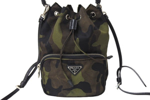極美品 PRADA プラダ ハンドバッグ 1N1864 迷彩 カモフラ 巾着 ミニバッグ ナイロン 中古 66955 