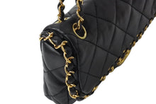 Load image into Gallery viewer, CHANEL シャネル ラグジュアリーライン マトラッセ チェーン ショルダーバッグ 14番台 アラウンド ブラック カーフスキン ゴールド金具 美品 中古 66962