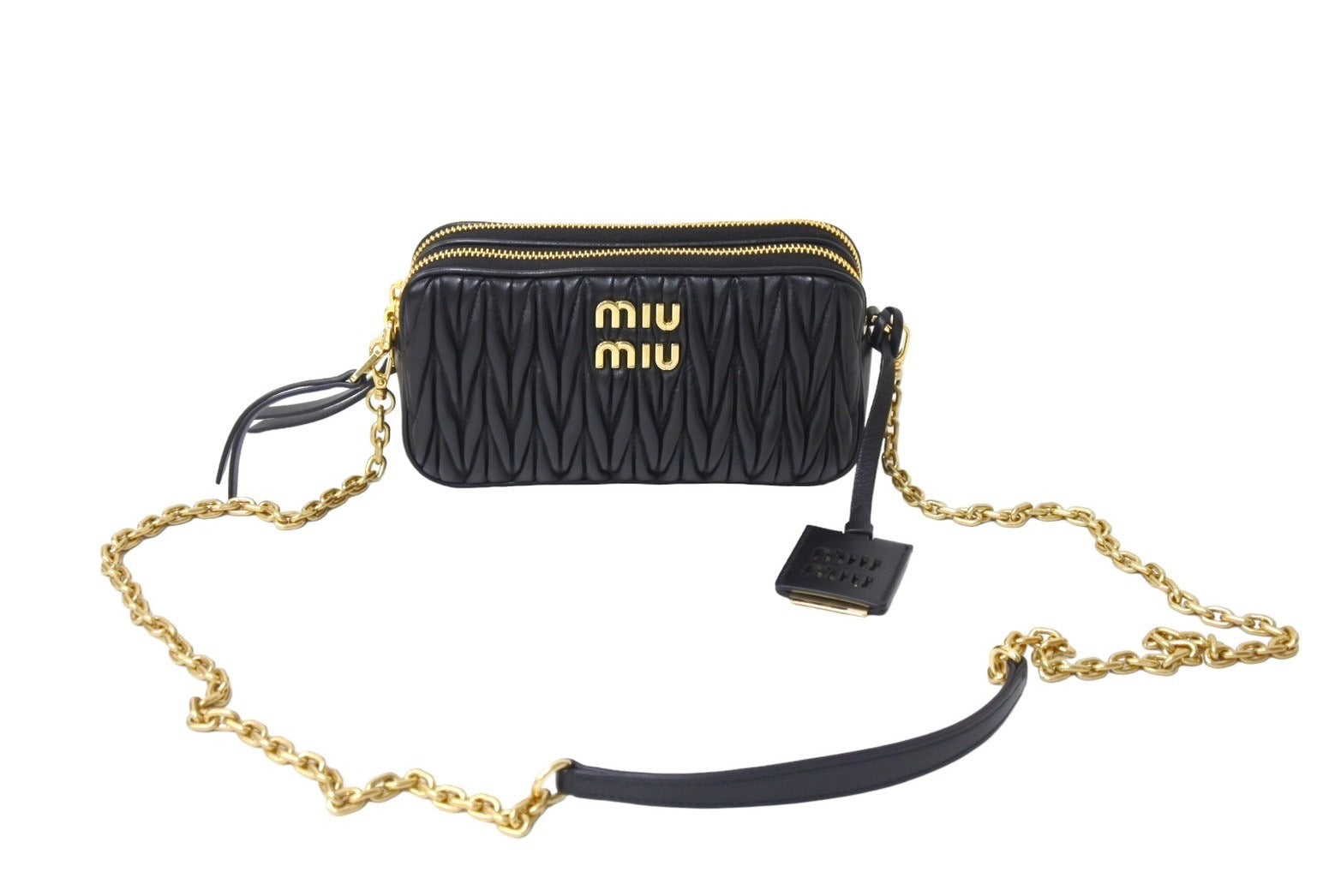 MIU MIU 黒 レザー クラッチバッグ（MIU MIU(ミュウミュウ