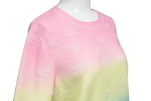 Load image into Gallery viewer, 新品同様 CHANEL シャネル ニットセーター P76514K11003 サイズ38 ボーダー グラデーション ココマーク ボタン 中古 67002
