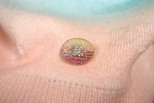 Load image into Gallery viewer, 新品同様 CHANEL シャネル ニットセーター P76514K11003 サイズ38 ボーダー グラデーション ココマーク ボタン 中古 67002