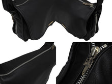 Load image into Gallery viewer, 極美品 CHROME HEARTS クロムハーツ ソフト ショルダー メッセンジャー バッグ ショルダーバッグ レザー ブラック 中古 67010