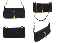 Load image into Gallery viewer, GUCCI グッチ タイガーヘッド ワンショルダーバッグ 001 4113 イタリア製 GGキャンバス レザー ブラック ゴールド金具 美品 中古 67014