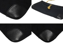 Load image into Gallery viewer, GUCCI グッチ タイガーヘッド ワンショルダーバッグ 001 4113 イタリア製 GGキャンバス レザー ブラック ゴールド金具 美品 中古 67014