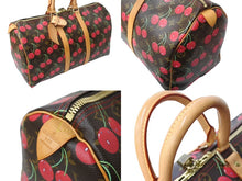 Load image into Gallery viewer, LOUIS VUITTON ルイヴィトン モノグラムチェリー キーポル45 ボストンバッグ M95011 村上隆 レッド ブラウン ロゴ 旅行バッグ 美品 中古 67018