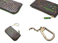 Load image into Gallery viewer, LOUIS VUITTON ルイヴィトン ペルフォ ポシェットクレ コインケース M95186 モノグラムペルフォ ブラウン グリーン 美品 中古 67019