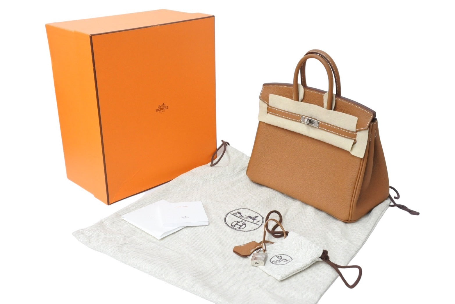 HERMES エルメス キーホルダー カルメン エトープ (エトゥープ) アニョーミロ(ラム) シルバー金具 W刻印 新品