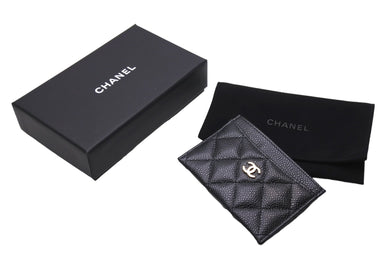 新品未使用 CHANEL シャネル カードケース ココマーク キャビアスキン シリアルランダム ブラック ゴールド金具 中古 67035