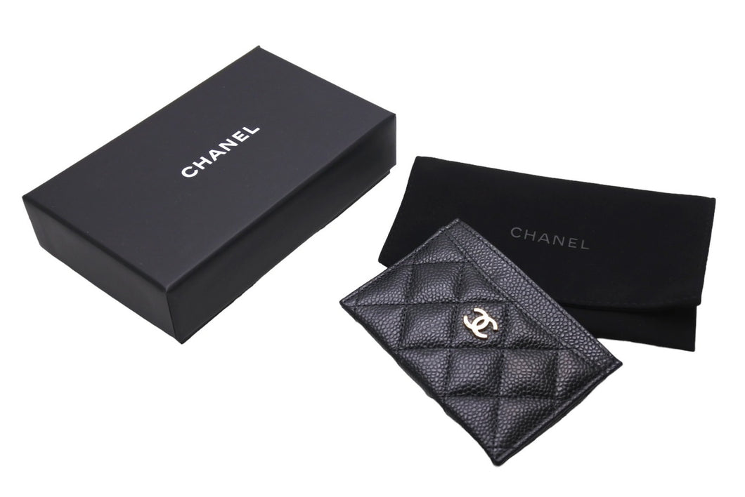 新品未使用 CHANEL シャネル カードケース ココマーク キャビアスキン シリアルランダム ブラック ゴールド金具 中古 67035