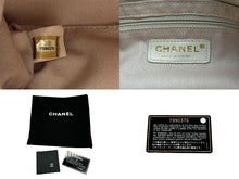 Load image into Gallery viewer, CHANEL シャネル トートバッグ ロゴ カメリア ロゴ 7番台 フランス製 レザー ベージュ ゴールド金具 美品 中古 67037