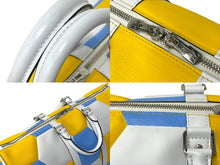 Load image into Gallery viewer, LOUIS VUITTON ルイヴィトン キーポル バンドリエール50 ボストンバッグ 2018 FIFA WORLD CUP ウクライナカラー 美品 中古 67083