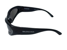Load image into Gallery viewer, BALENCIAGA バレンシアガ SWIFT サングラス サイズ65▫︎17-125 ブラック プラスチック オーバル ロゴ BB0157S 美品 中古 67089