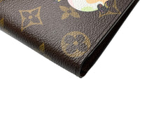 Load image into Gallery viewer, 新品同様 LOUIS VUITTON ルイヴィトン 村上隆 コラボ 二つ折り財布 M61666 ポルトフォイユマルコ モノグラムパンダ 中古 67117