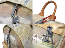 Load image into Gallery viewer, 極美品 激レア シャネル CHANEL A92352 2014年コレクション グラフィティ ペイント リュック アクト2 中古 67145