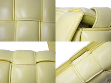 Load image into Gallery viewer, BOTTEGAVENETA ボッテガヴェネタ マキシ イントレチャート パデッド カセット ショルダーバッグ イエロー ラムスキン 591970VCQR1 シルバー金具 美品 中古 67148