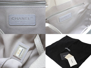 極美品 CHANEL シャネル ドーヴィルPM トートバッグ A93256 22番台 2016年 キャビアスキン ホワイト シルバー金具 中古 67150