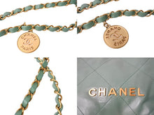 Load image into Gallery viewer, 極美品 CHANEL22 シャネル ハンドバッグ チェーンショルダーバッグ カーフスキン AS3980 グリーン ゴールド金具 中古 67151