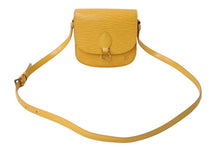 Load image into Gallery viewer, LOUIS VUITTON ルイヴィトン エピ ミニ サンクルー ショルダーバッグ M52219 イエロー ゴールド金具 良品 中古 67192