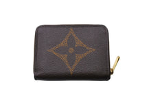 Load image into Gallery viewer, 極美品 LOUIS VUITTON ルイヴィトン ジッピー コインパース M69354 コインケース 財布 モノグラム ブラウン 中古 67214