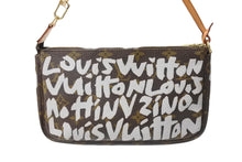 Load image into Gallery viewer, LOUIS VUITTON ルイヴィトン モノグラムグラフィティ アクセソワール アクセサーポーチ M92192 ブラウン ホワイト 美品 中古 67266