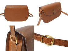 Load image into Gallery viewer, 極美品 GUCCI グッチ バンブー ターンロックショルダーバッグ 001-113-1529 イタリア製 レザー ブラウン ゴールド金具 中古 67269