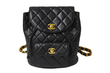 Load image into Gallery viewer, CHANEL シャネル リュック ココマーク マトラッセ ダブルフラップ 3番台 1995年 ラムスキン ブラック ゴールド金具 美品 中古 67275