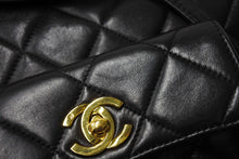 Load image into Gallery viewer, CHANEL シャネル リュック ココマーク マトラッセ ダブルフラップ 3番台 1995年 ラムスキン ブラック ゴールド金具 美品 中古 67275