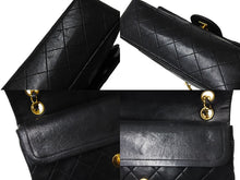 Load image into Gallery viewer, CHANEL シャネル マトラッセ 23 Wフラップ チェーン ショルダーバッグ ブラック 1番台 ラムスキン ココマーク ゴールド金具 良品 中古 67284