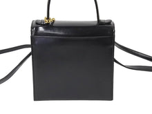 画像をギャラリービューアに読み込む, YVES SAINT LAURENT イヴ サンローラン ハンドバッグ 台形 YSL チャーム付き レザー ゴールド金具 ブラック 美品 中古ロゴ 67291 