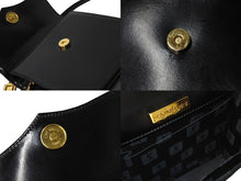 画像をギャラリービューアに読み込む, YVES SAINT LAURENT イヴ サンローラン ハンドバッグ 台形 YSL チャーム付き レザー ゴールド金具 ブラック 美品 中古ロゴ 67291 