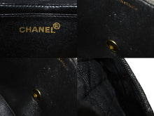 Load image into Gallery viewer, 極美品 CHANEL シャネル ミニマトラッセ チェーン ショルダー バッグ デニム ブラック A01115 5番台 ゴールド金具 中古 67300