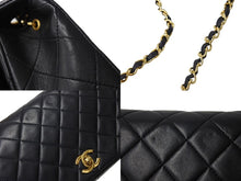 Load image into Gallery viewer, 極美品 CHANEL シャネル マトラッセ フルフラップ ショルダーバッグ ココマーク 1番台 ラムスキン ブラック ゴールド金具 中古 67302