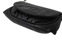 Load image into Gallery viewer, 極美品 CHANEL シャネル ショルダーバッグ ハーフムーンチェーンウォレット ココマーク 16番台 ブラック シルバー金具 中古 67304