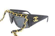 Load image into Gallery viewer, CHANEL シャネル チェーン付き レディガガ サングラス ココマーク レザー メタル ブラック 美品 中古 67313