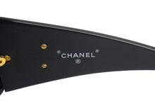 Load image into Gallery viewer, CHANEL シャネル チェーン付き レディガガ サングラス ココマーク レザー メタル ブラック 美品 中古 67313