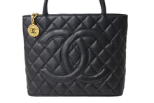 Load image into Gallery viewer, 極美品 CHANEL シャネル 1804 復刻トートバッグ ハンドバッグ 7番台 グレインドカーフスキン ブラック シルバー金具 中古 67335