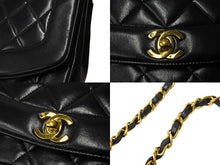 Load image into Gallery viewer, CHANEL シャネル ダイアナ25 マトラッセチェーンショルダーバッグ ココマーク 3番台 ラムスキン ブラウン ゴールド 美品 中古 67354