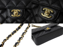 Load image into Gallery viewer, 極美品 CHANEL シャネル Wフラップ 25 ショルダーバッグ キャビアスキン 24番台 マトラッセ ゴールド金具 ブラック 中古 67362