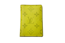 Load image into Gallery viewer, LOUIS VUITTON ルイヴィトン オーガナイザー ドゥ ポッシュ タイガラマ モノグラム カードケース M30318 ジョーヌ 良品 中古 67368